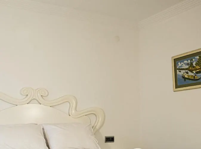 Отель Casa Di Pietra