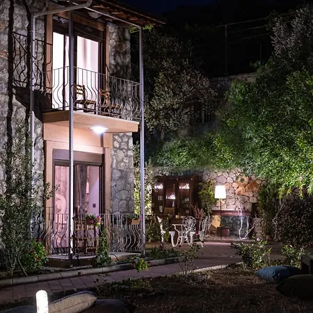 Casa Di Pietra *