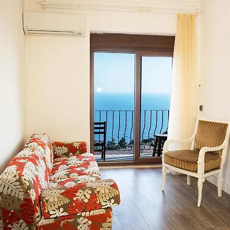 Casa Di Pietra 费特希耶