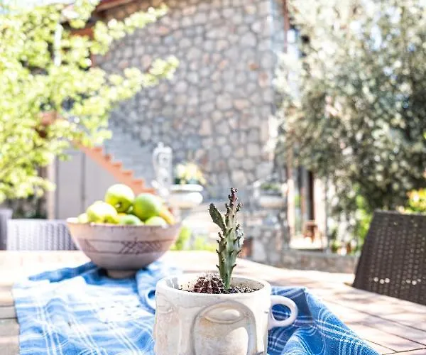 Casa Di Pietra ホテル フェティエ